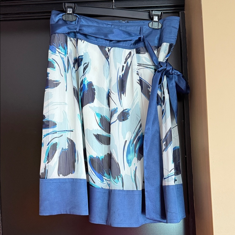 Blue Floral Women's Lapis Skirt M